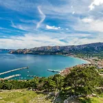 In Mit Eigenem Balkon By Interhome Διαμέρισμα *